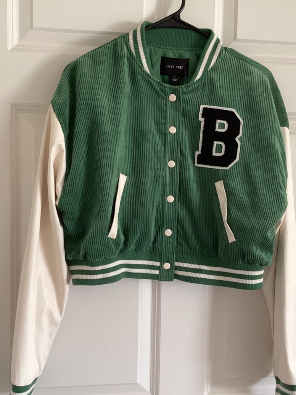 Love Tree Corduroy Crop Jacket NWOT size L - Picture 3 of 10